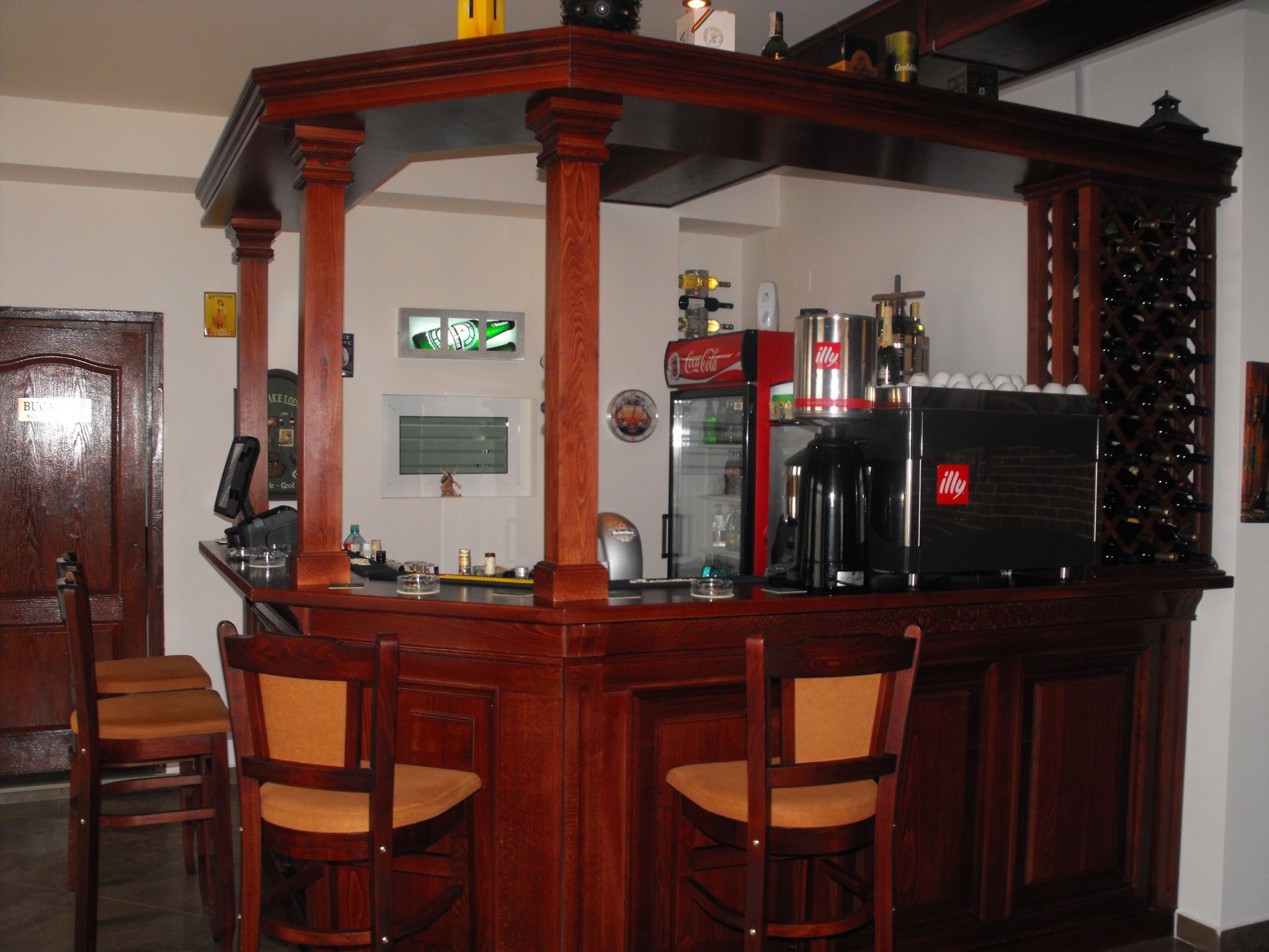 Solid Wood Café Furniture